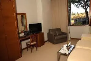 Esh Hotell